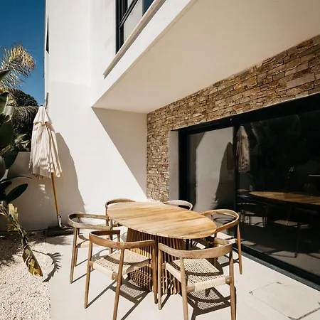 443 - Heated Pool Near The